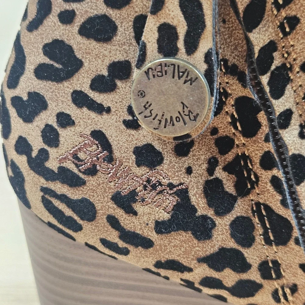 Blowfish‎ Malibu Wedge Ankle Boots Women 7.5 Brown Leopard Print B138 Zip Up